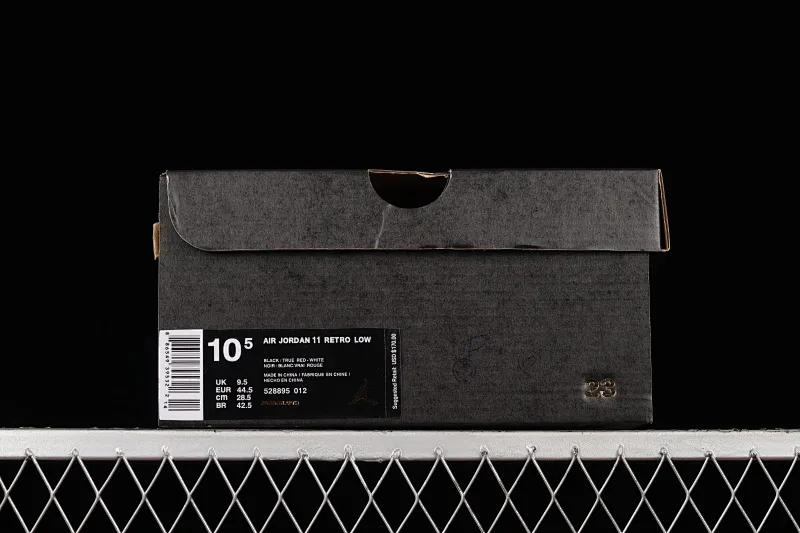 All categories Air Jordan Jordan series basketball shoes Air Jordan 11 F version Air Jordan 11 Low Bred AJ11 Joe 11 patent leather black and red genuine carbon low-top basketball shoes 528895-012